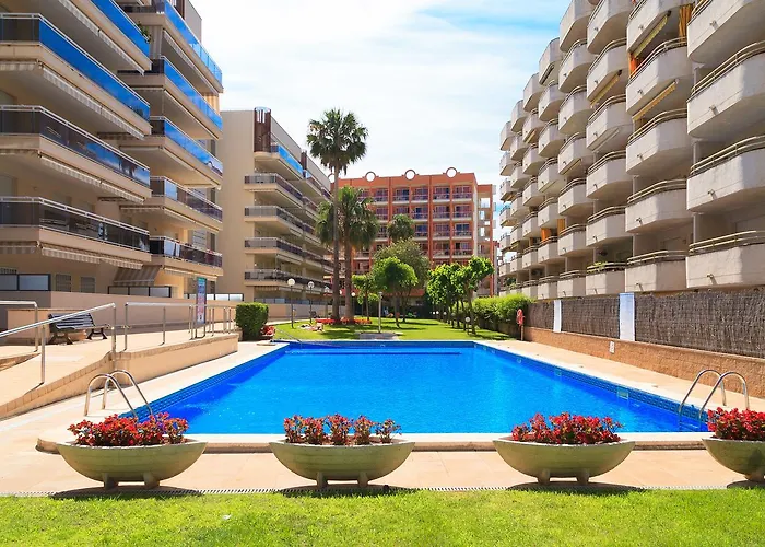 Uhc Ventura Park Apartments