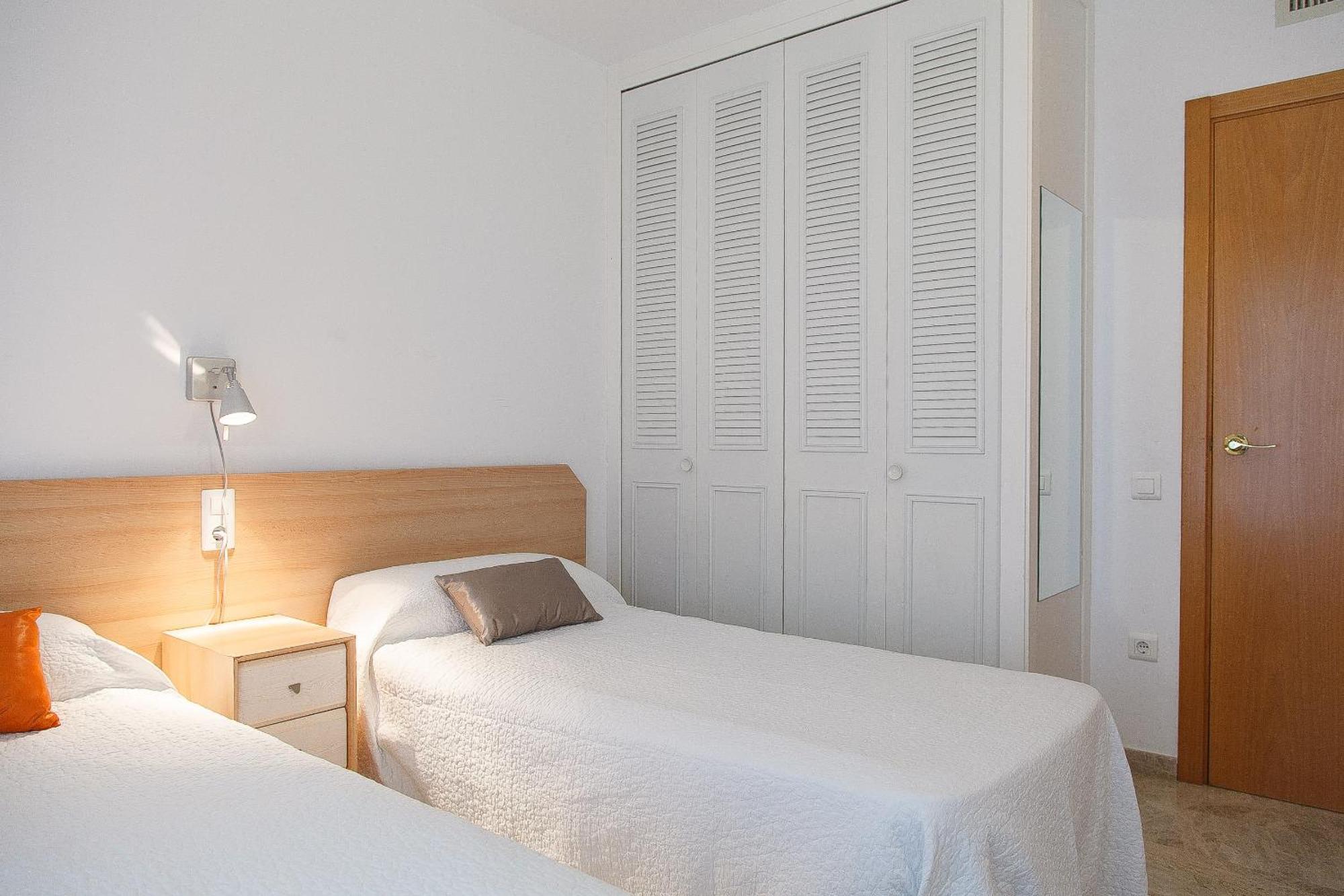 Uhc Ventura Park Apartament *