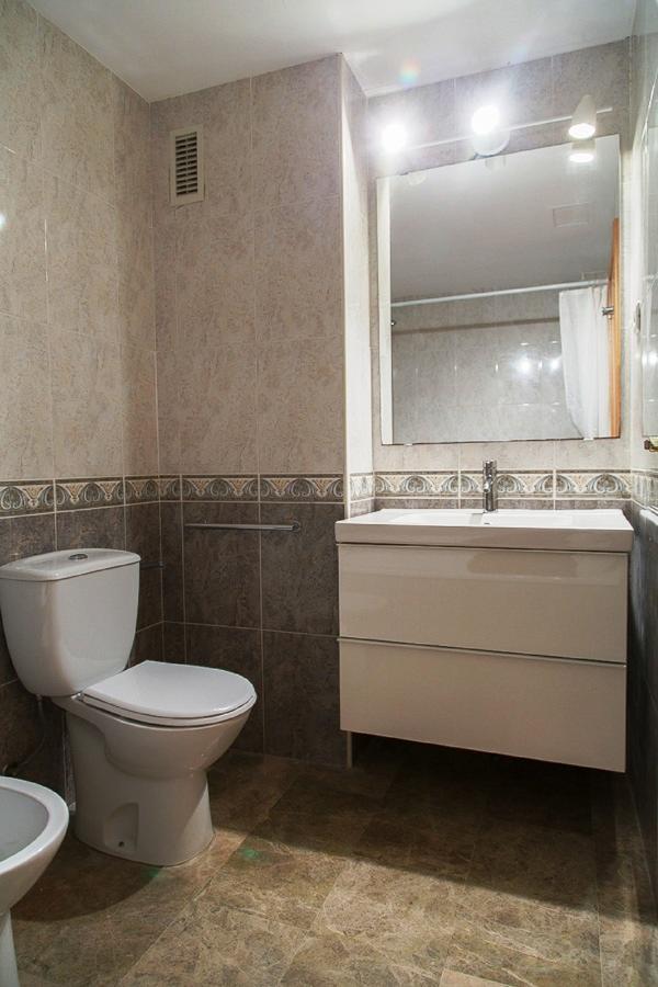 Uhc Ventura Park Apartment