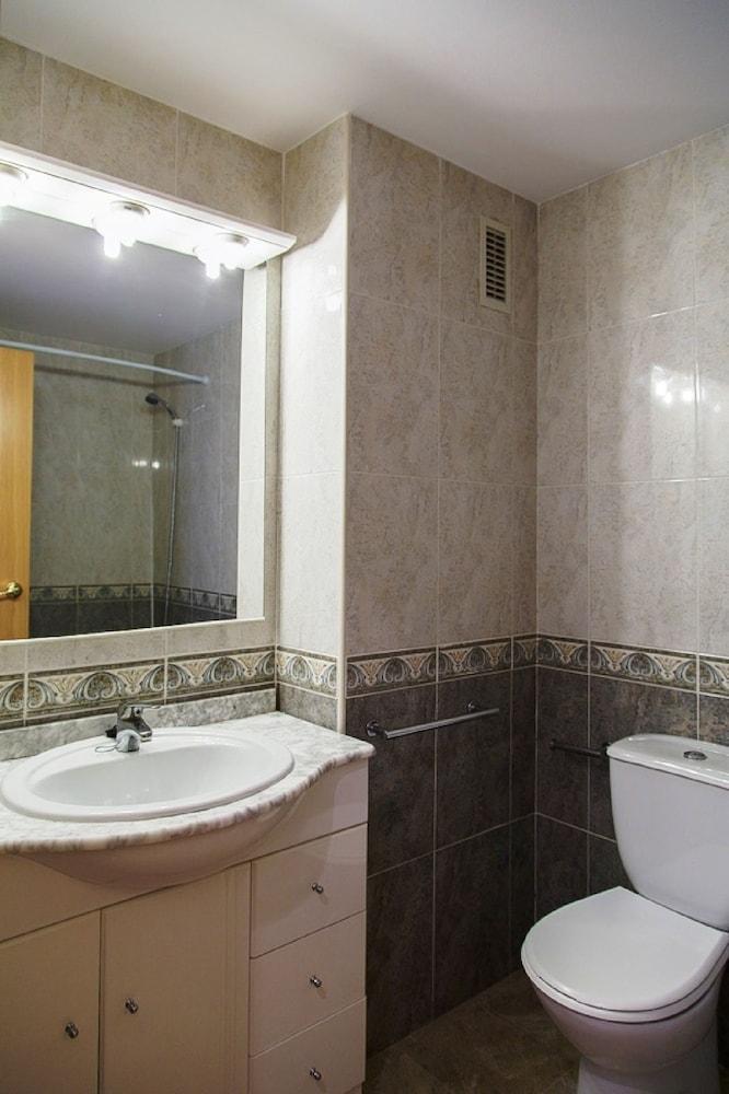 Apartment Uhc Ventura Park